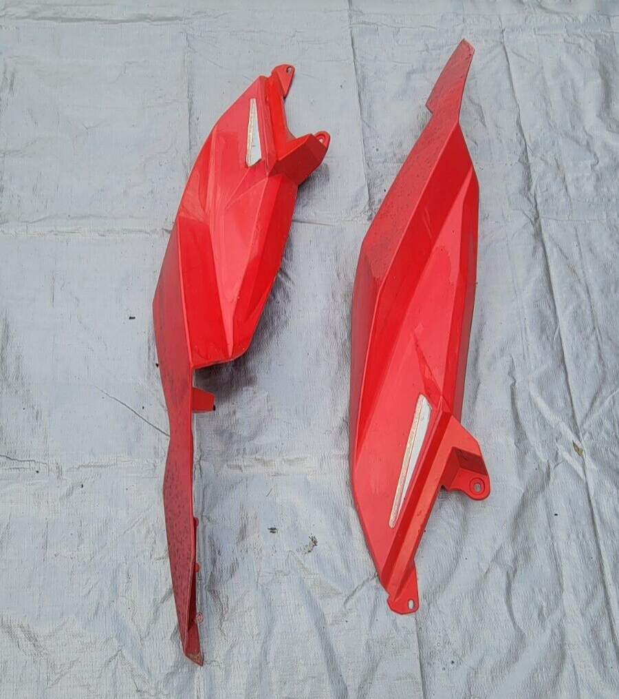 2013 Seadoo Wake 155 RH LH Body Panel Fairing Cover Trim Set 269501827 269501828