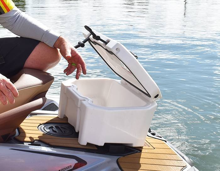 Sea-Doo Linq 4.2 Gallon Cooler 7 Sea-Doo LinQ 4.2 Gallon Cooler - Image 5