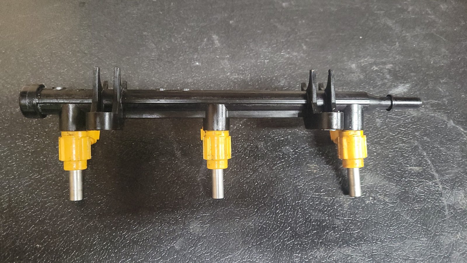 Yamaha 2016-2017 VX V1 EX OEM Fuel Rail & Yellow Injectors 6EY-13761-00-00
